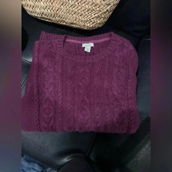 LL Bean Sweater Womens Small size Purple Magenta Cable Knit Fishermans Crew Neck - Picture 6 of 9